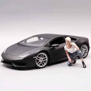 1:24 1:18 מידה נערת המכונית דמות שרף מכונית מודל בובה בזירת אביזרי קישוט בובות