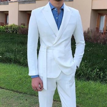 אופנת רחוב לבן Slim Fit חליפות גברים עם חגורה 2 חתיכות החתונה החתן הנשף Terno Masculino Custome Homme טוקסידו בלייזר