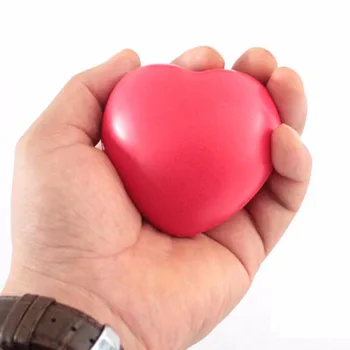 7 סנטימטר מוקצף קצף בצורת לב פעילות גופנית מתחים לסחוט גומי אלסטי קצף רך כדור בצורת לב מתחים הכדור